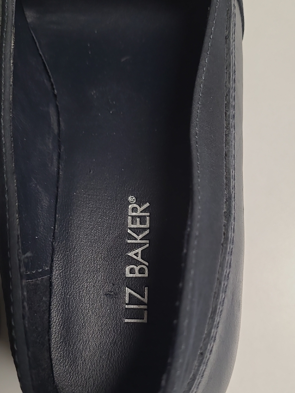 Liz Baker Navy Leather Slip-On Loafers - Size 6.5 - Picture 5 of 5